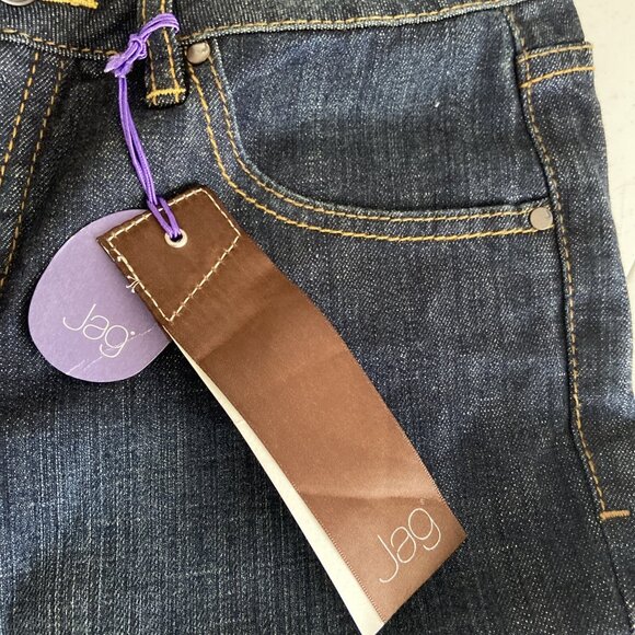 NWT Jag Woman Size 8 28X32  Lydia Bootcut Stretch Lucy Fit Denim Jeans - Picture 4 of 13